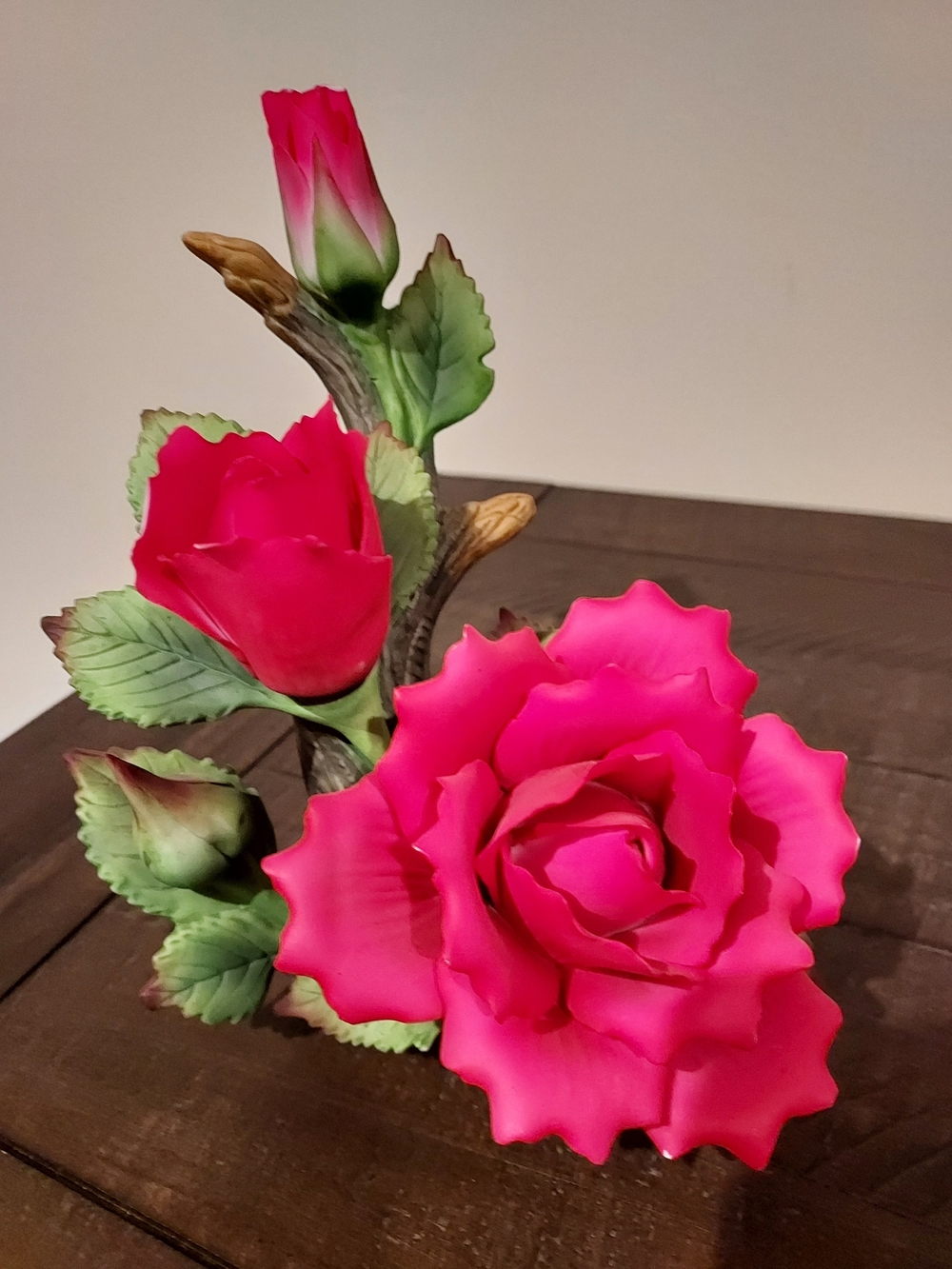 Andrea By Sadek Red Ceramic Roses Accent with Green Leaves
